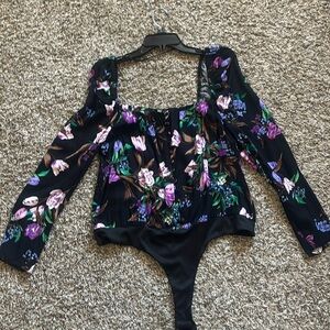 Floral print top